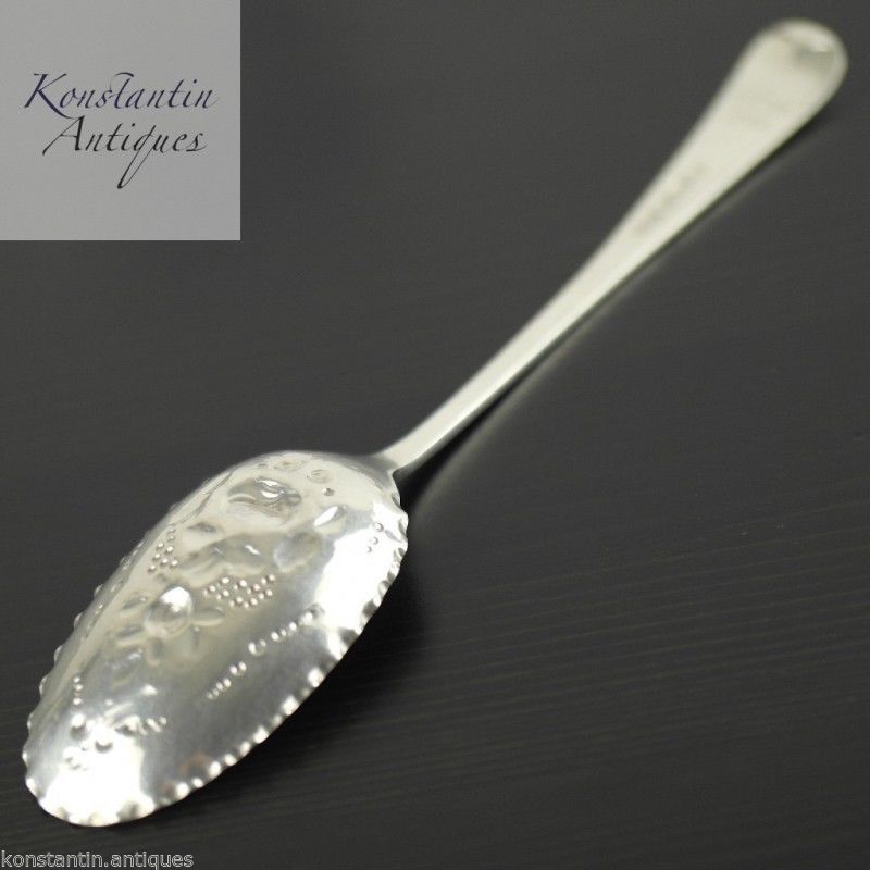 Antigua cuchara de bayas de plata de ley de 1903 Birmingham Nora Victoriana