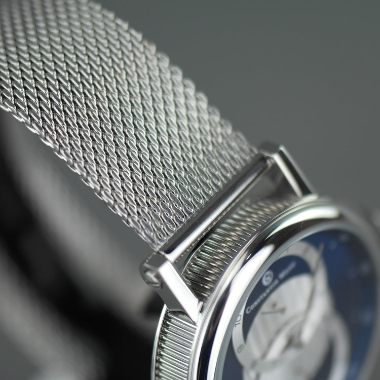 Constantin Weisz Gent's Automatic 20 jewels wrist watch with milanese bracelet