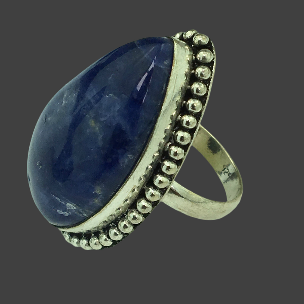 Vintage sterling silver ring with Lapis Lazurite cabochon