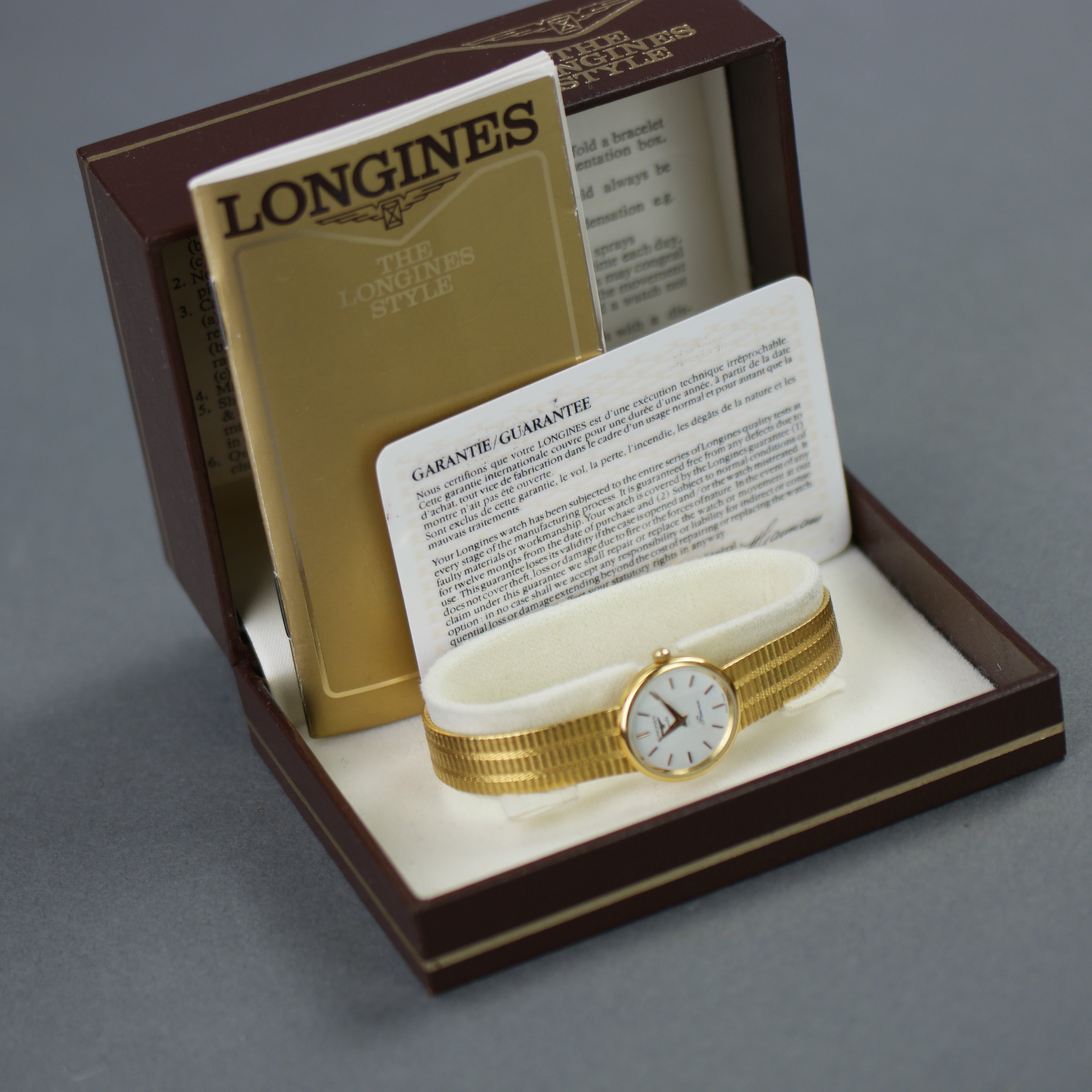 Longines Presence ladies quartz wristwatch 9ct gold case and bracelet