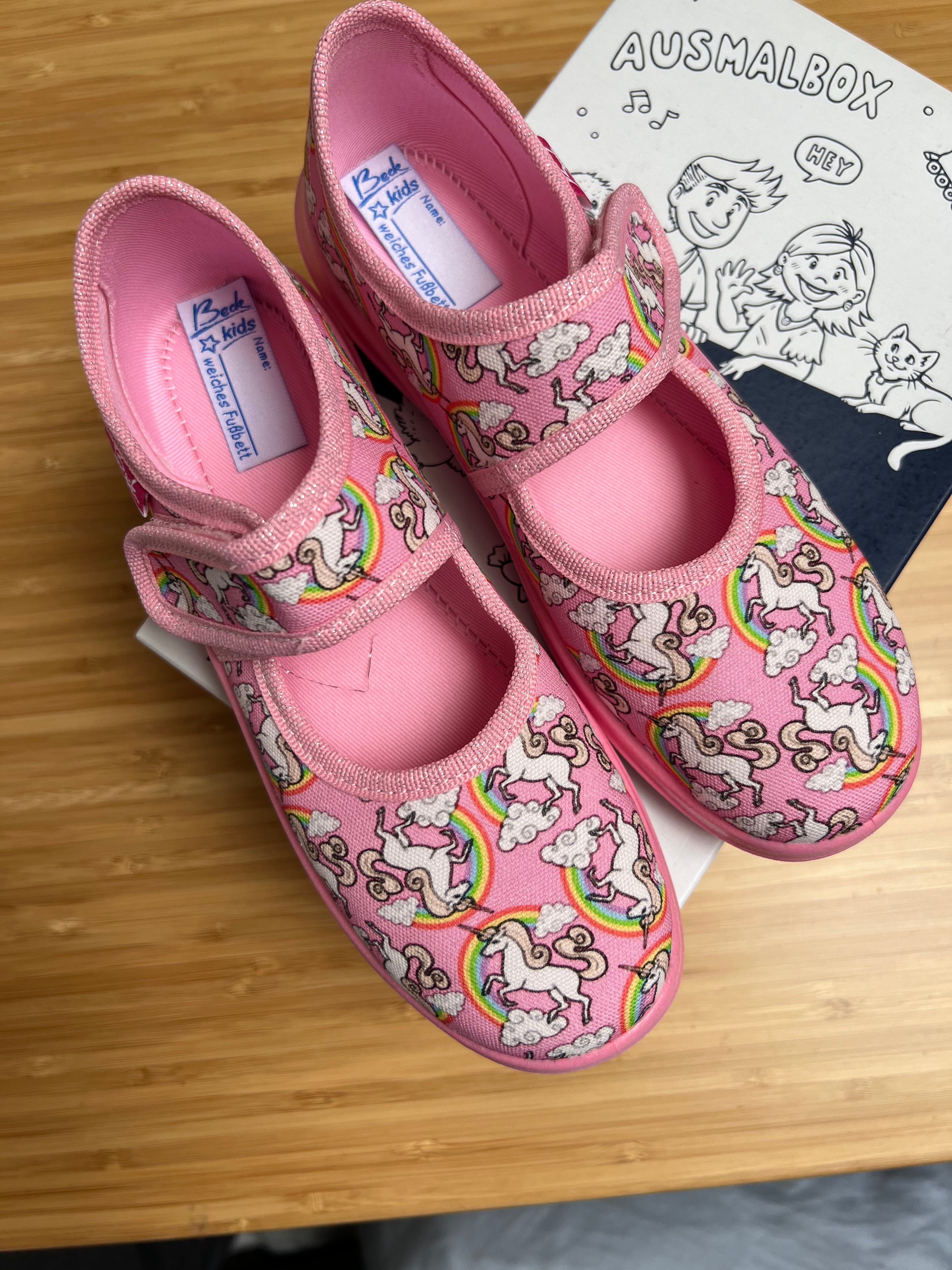 Beck Cotton Rainbow Pink Shoes White Unicorns UK kids Size 12 EU 31 slippers great for dancing or climbing