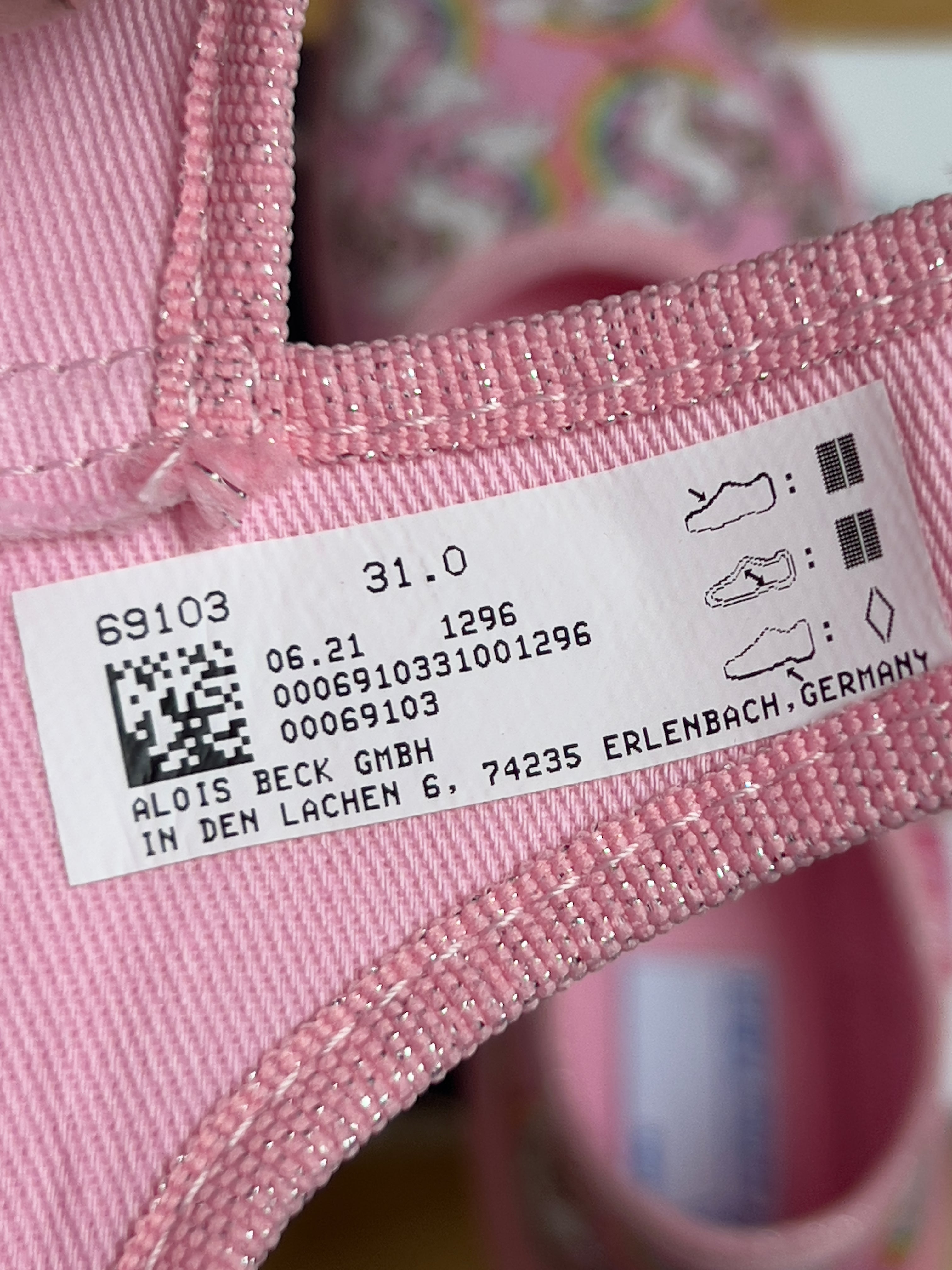 Beck Cotton Rainbow Pink Shoes White Unicorns UK kids Size 12 EU 31 slippers great for dancing or climbing