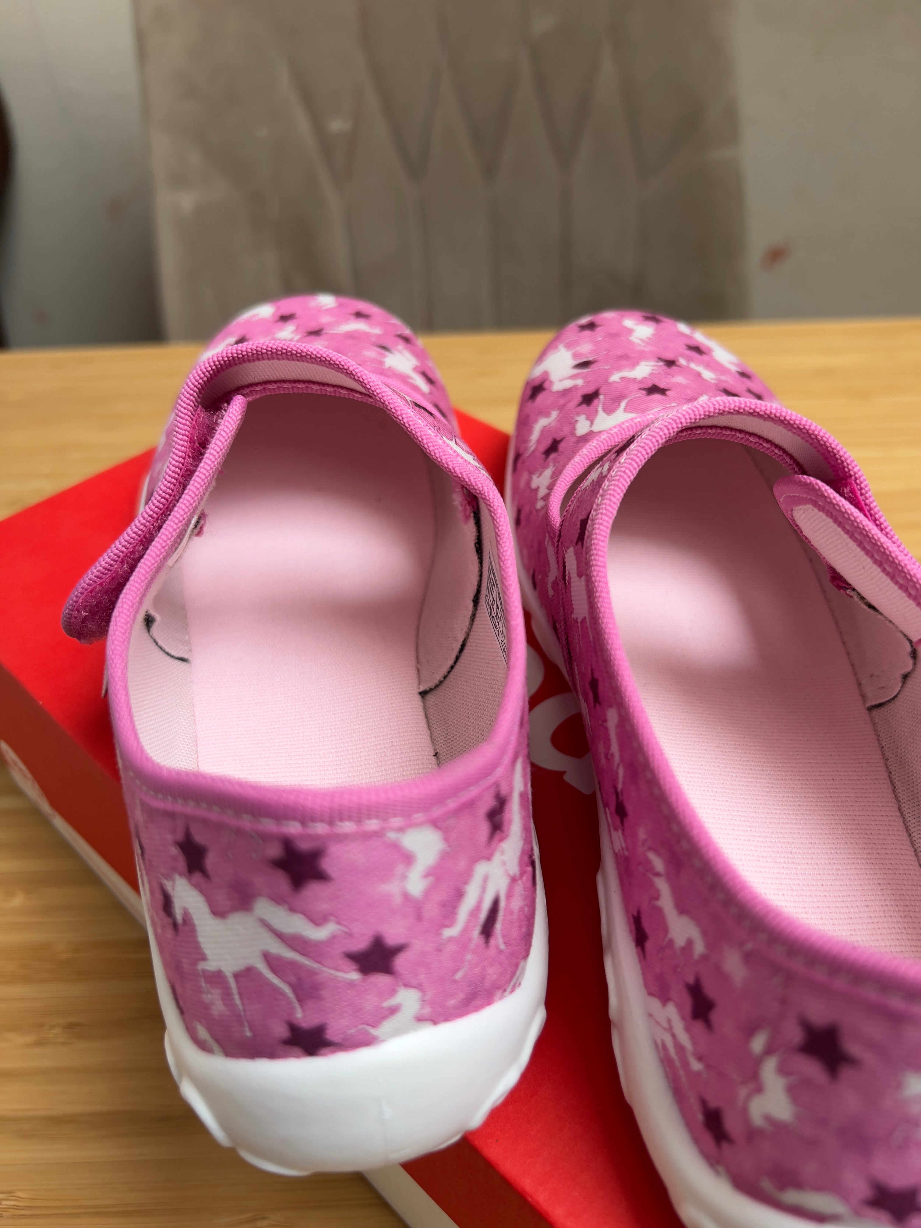 Superfit Bonny Shoes Pink Lilac Unicorns StarsPink UK 5 EU 38 slippers great for dancing or climbing
