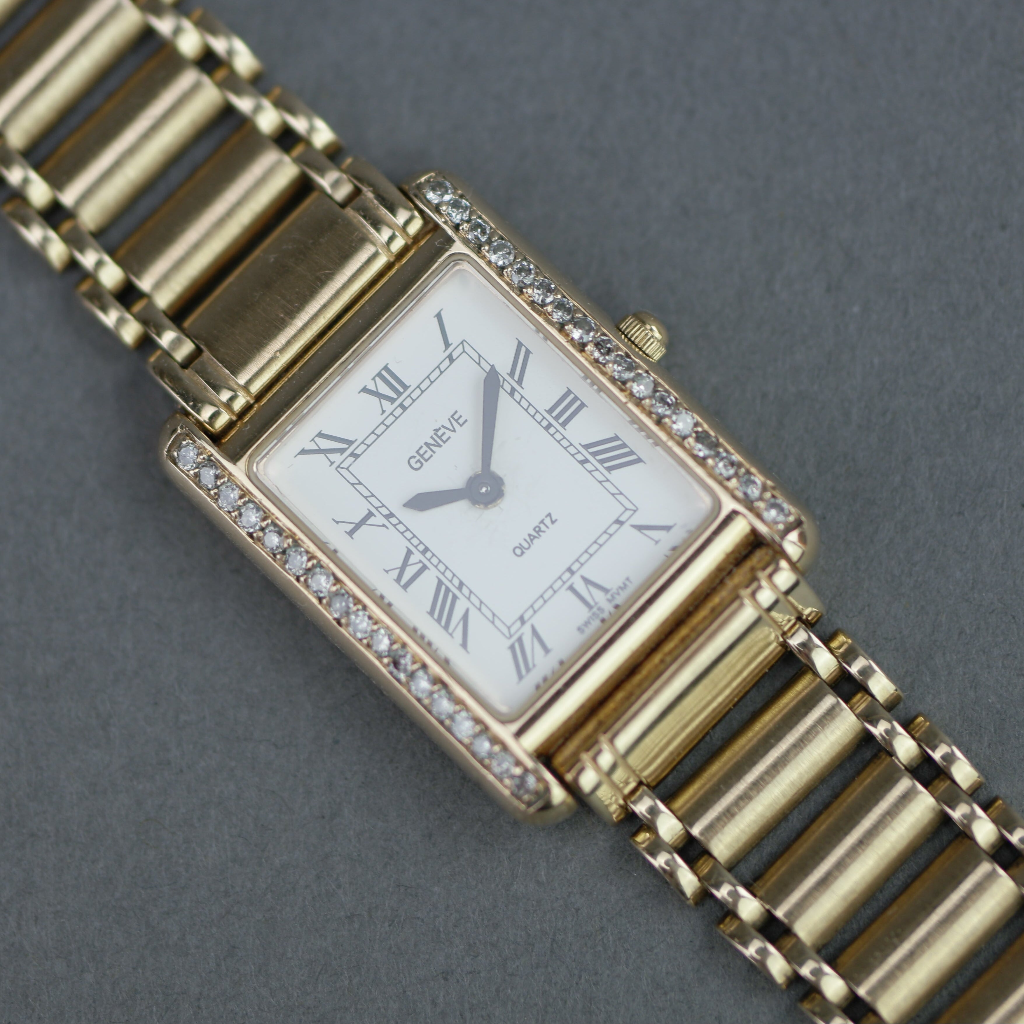 Geneve Ladies Solid 9ct Gold wristwatch - Diamond Bezel - Sapphire Crystal - Roman Dial - UK Hallmarked