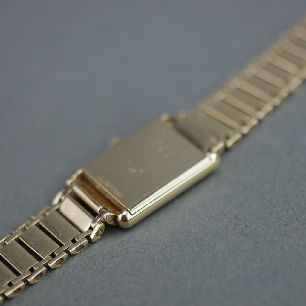 Geneve Ladies Solid 9ct Gold wristwatch - Diamond Bezel - Sapphire Crystal - Roman Dial - UK Hallmarked