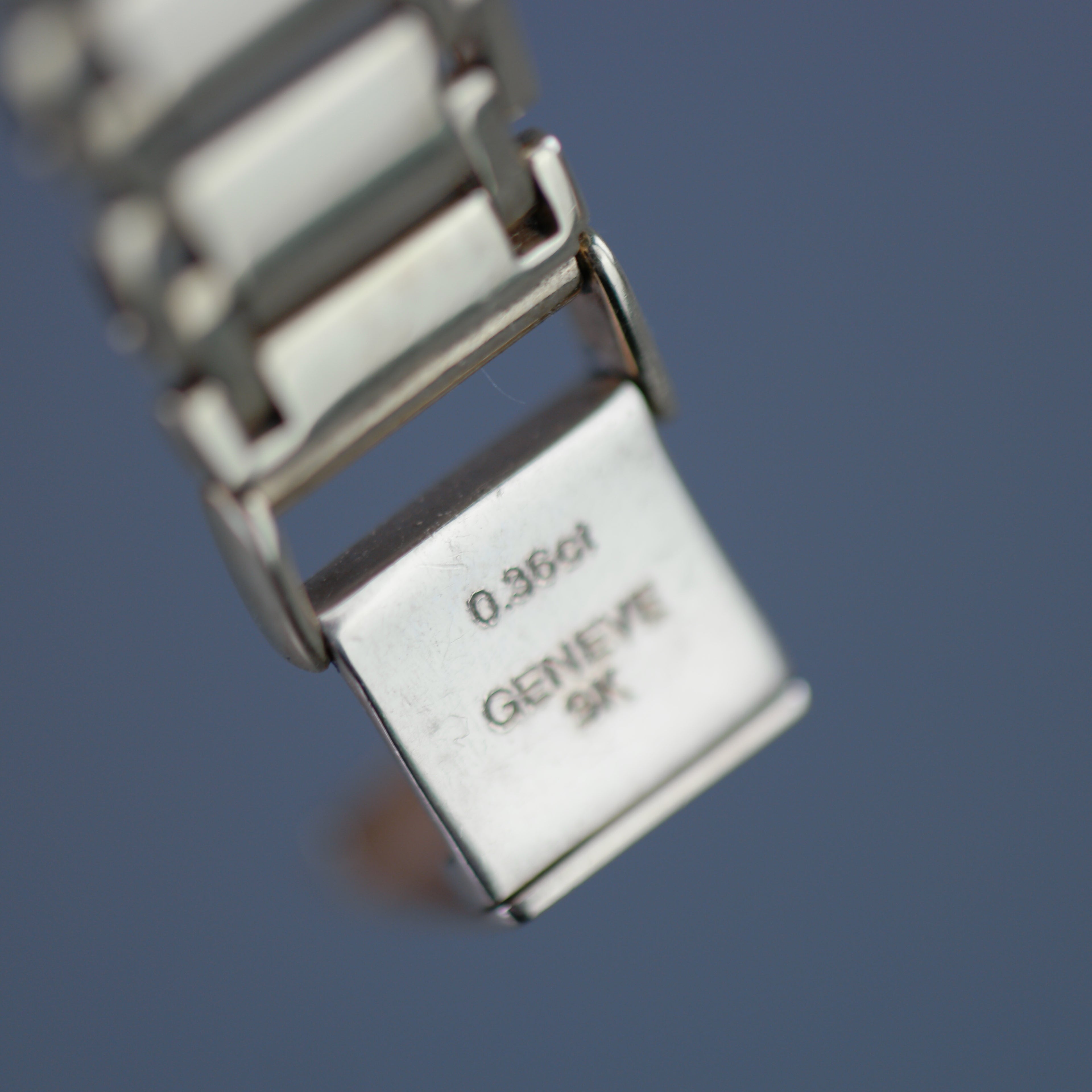 Geneve Ladies Solid 9ct Gold wristwatch - Diamond Bezel - Sapphire Crystal - Roman Dial - UK Hallmarked