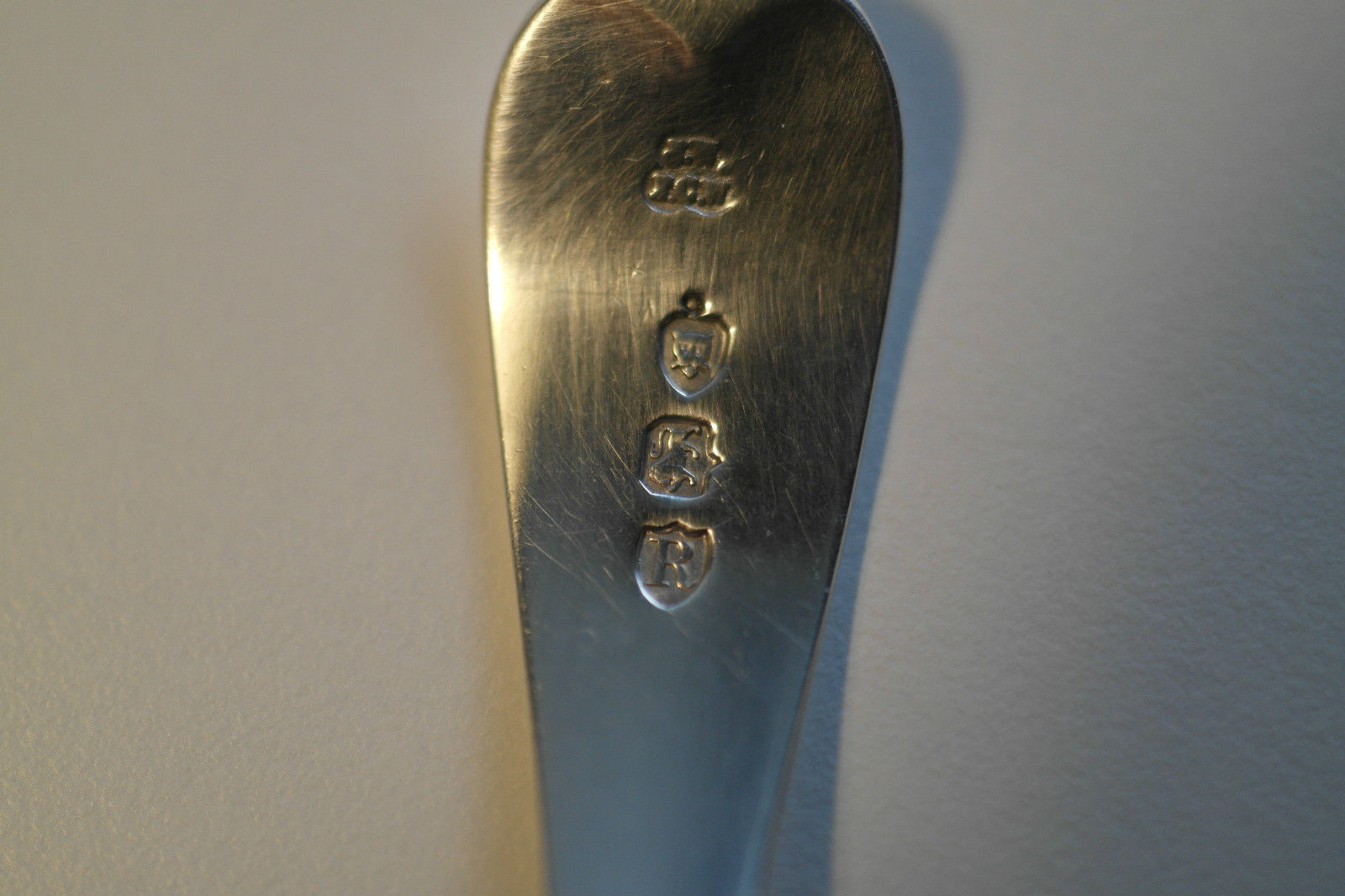 Antikes Teesieb aus massivem Silber, Zuckersieb, Londoner Löwe aus dem Jahr 1892