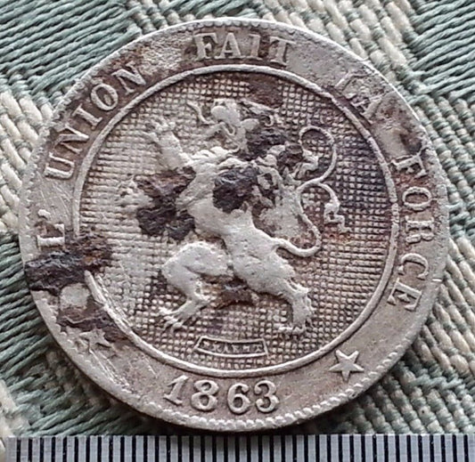 Moneda antigua de 1863 5 céntimos Léopold I de Bélgica león L'union fait la force