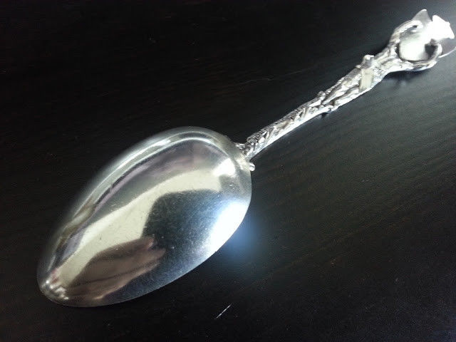 Cuchara de plata de ley esmaltada antigua Canadá Montreal