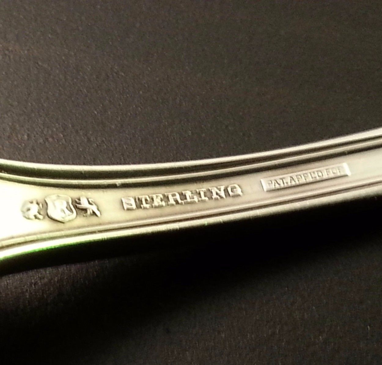 Cuchara antigua de plata de ley del siglo XIX Reed y Barton Taunton MA