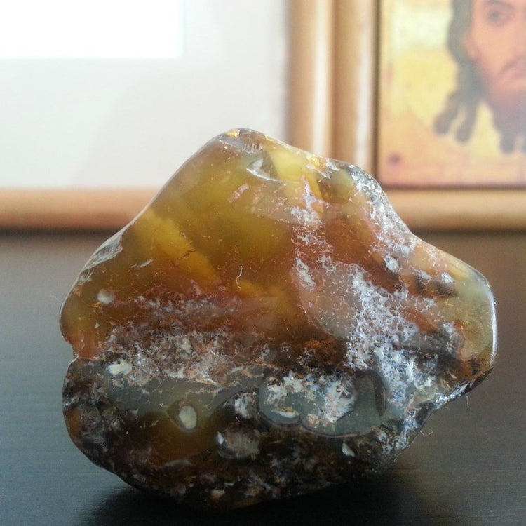 Collectible Genuine Baltic Amber stone natural fossil