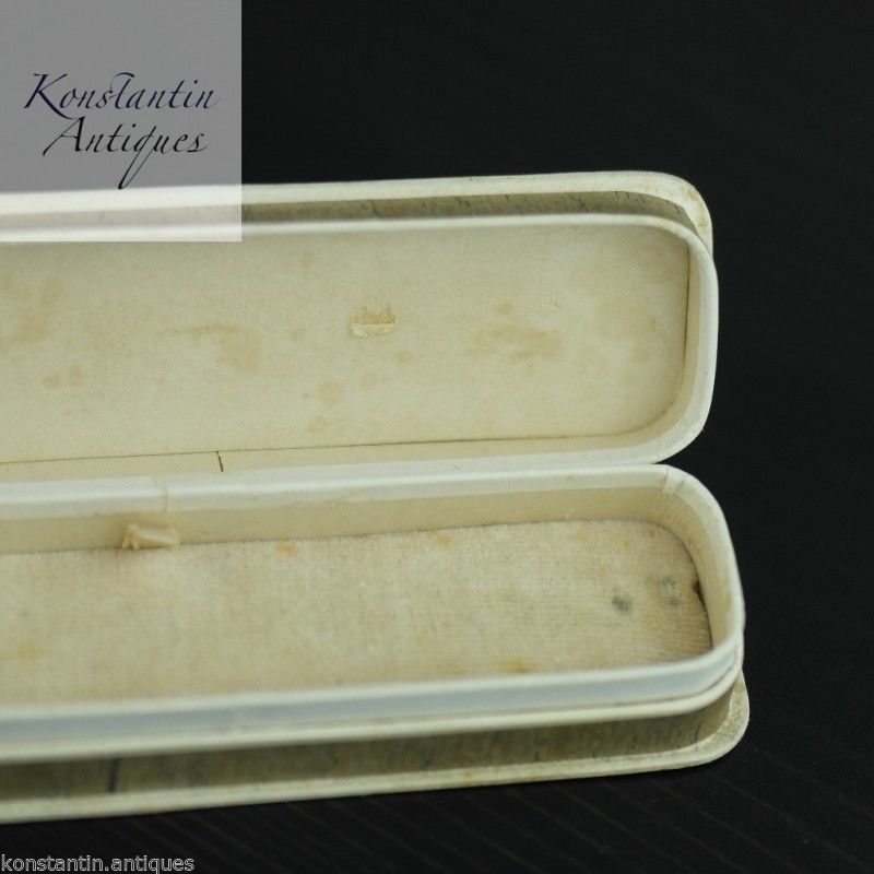 Antique jewellery box for pin brooch, pendant or chain British Empire J.W.Turner