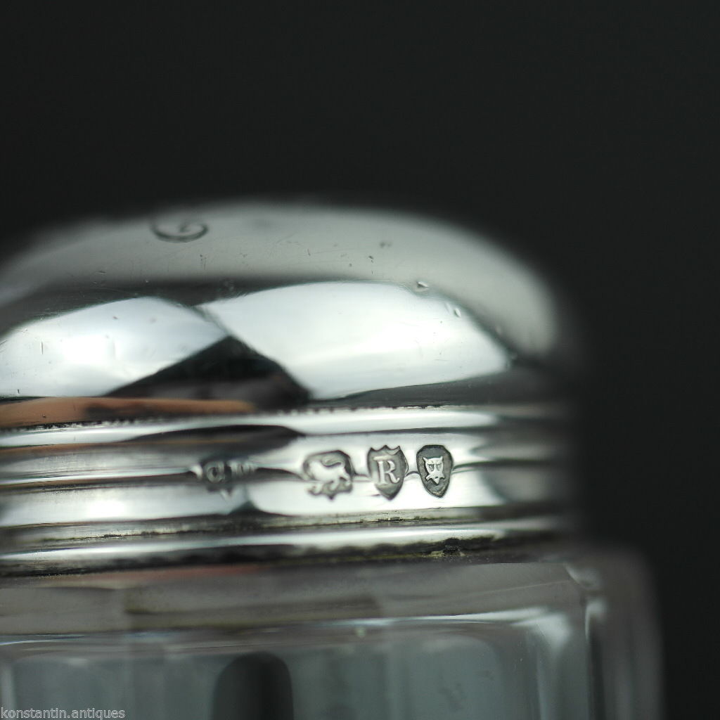 Antiker Londoner Schminktisch aus geschliffenem Glas aus dem Jahr 1892 mit Sterlingsilber-Verschluss