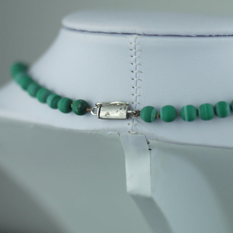 Antique malachite beads necklace with solid silver lock Portugal
