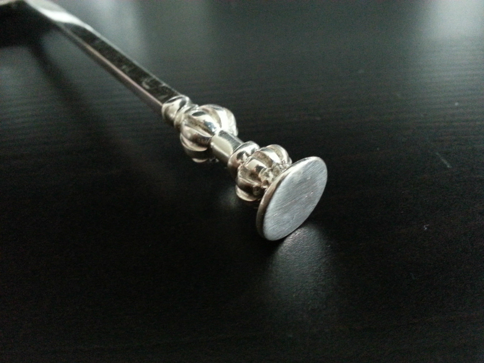 Antique 1932 sterling silver spoon from William Fearn London