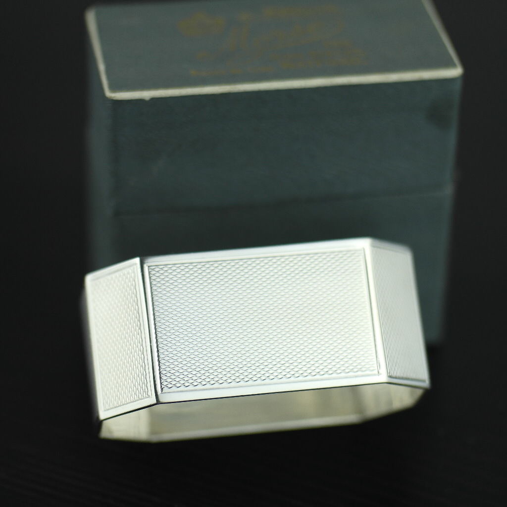 Vintage 1940 sterling silver napkin ring Birmingham Morse Watford JL solid gift