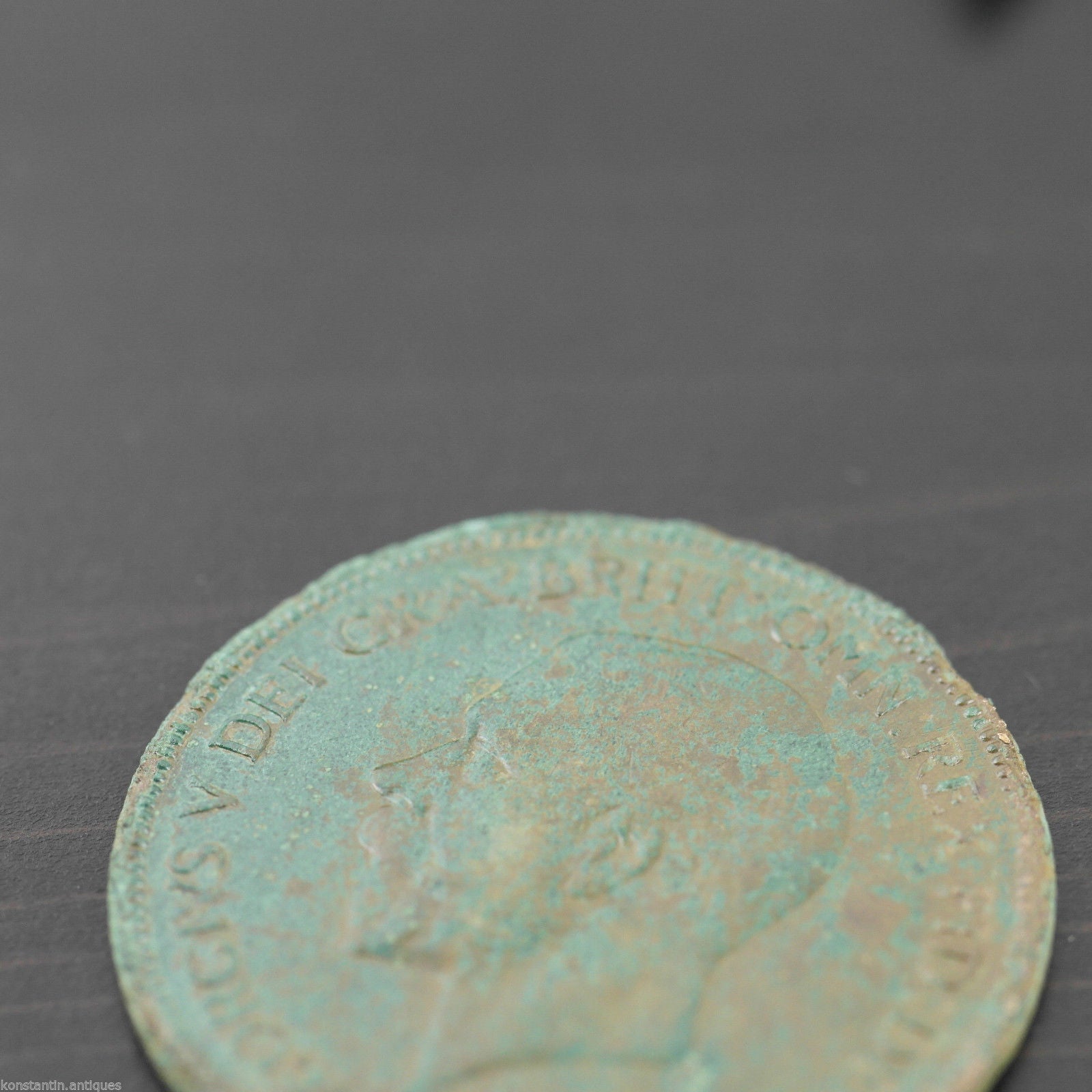 Vintage 1935 coin One penny George V Great Britain Bronze with patina