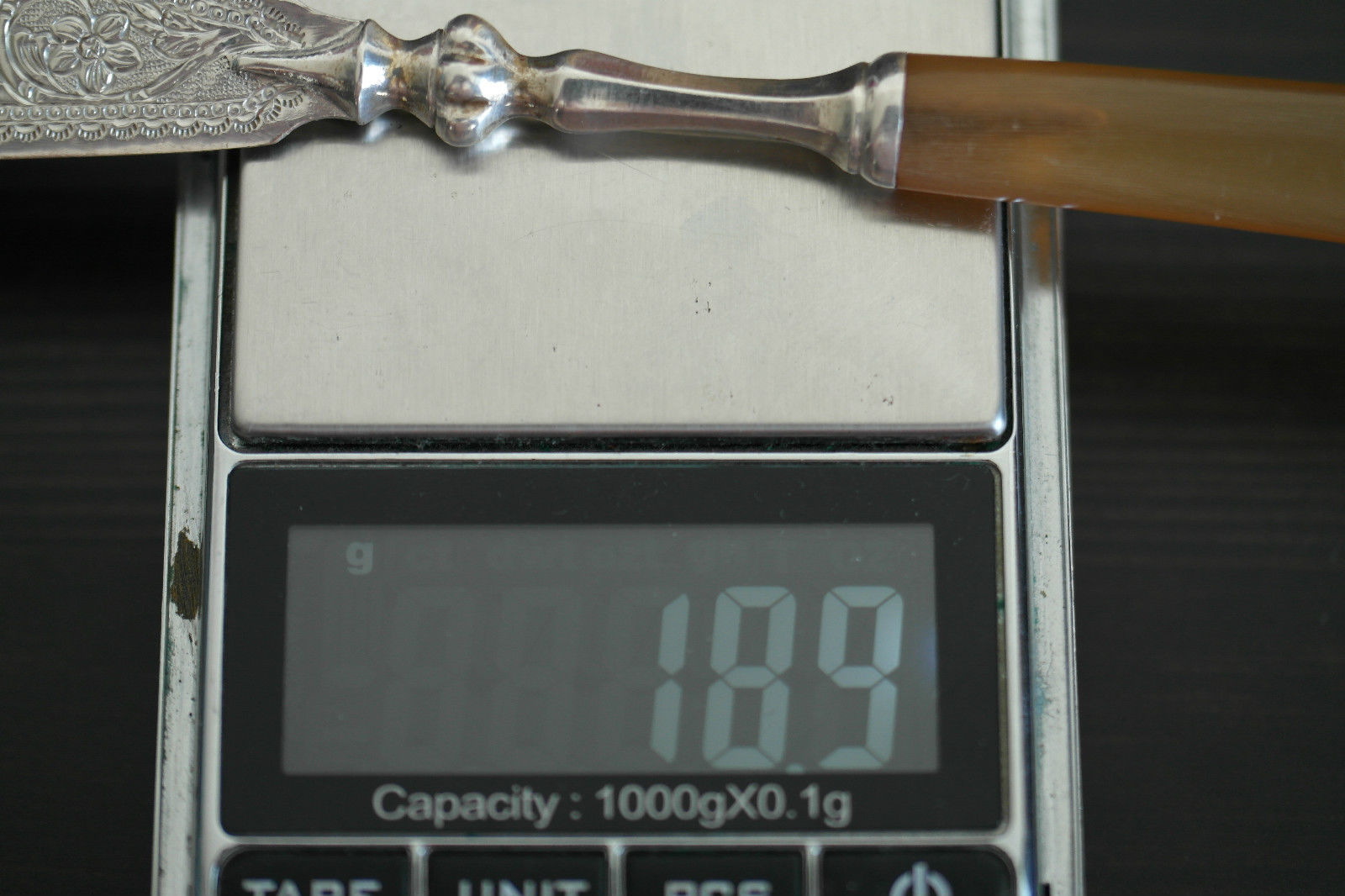 Pasador de páginas antiguo de plata maciza de Oriente Medio