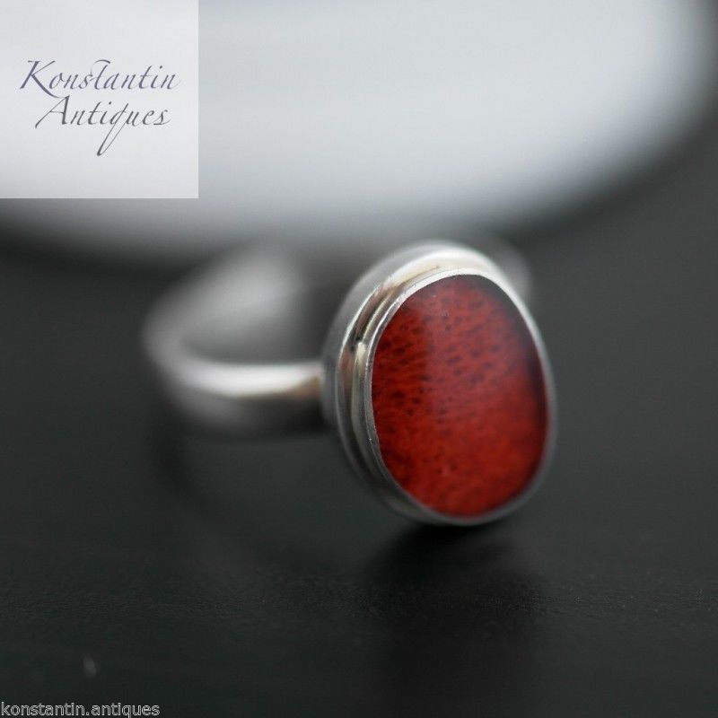 Vintage sterling silver ring with red coral eye UK-L  US-6