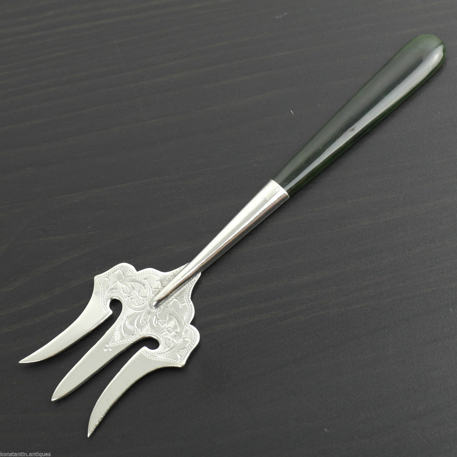 Antike Gabel aus Sterlingsilber von 1912 und grüner Jade-Nephrit-Griff Birmingham