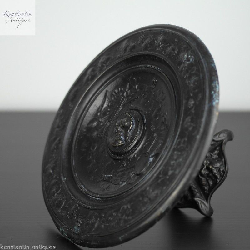 Antique patinated bronze tazza Classic French
