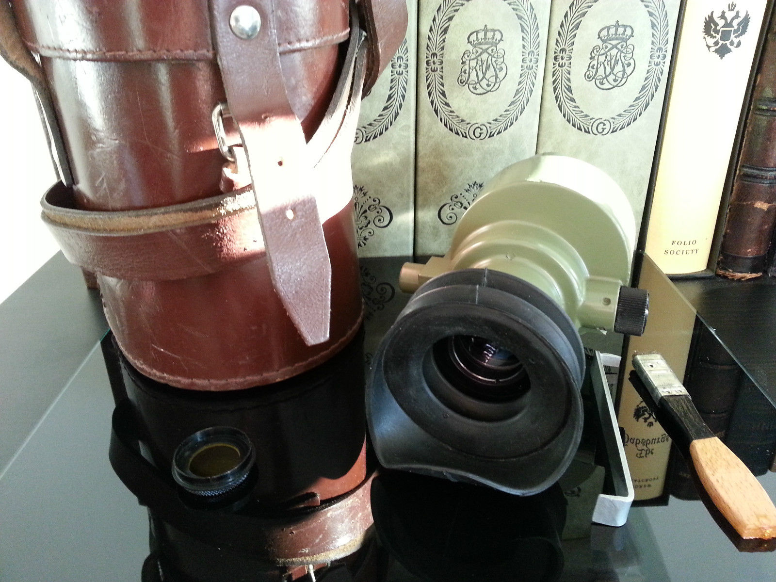 Alcance de visión monocular vintage ZRAK M-59 excedente genuino