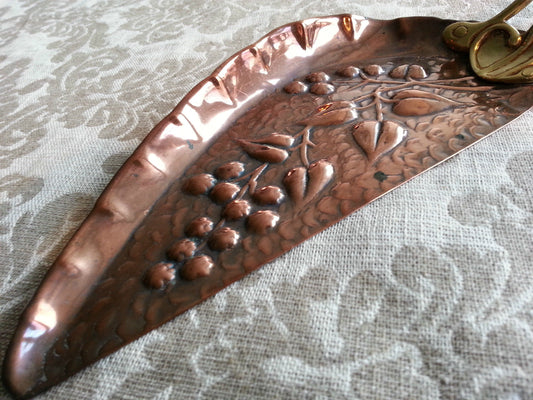 Art Nouveau 19thC brass and copper crumb tray flowers