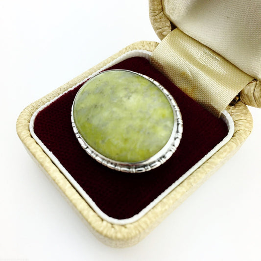 Vintage-Brosche aus massivem Silber mit Iona-Marmor-Cabochon-Edelstein, England Sterling