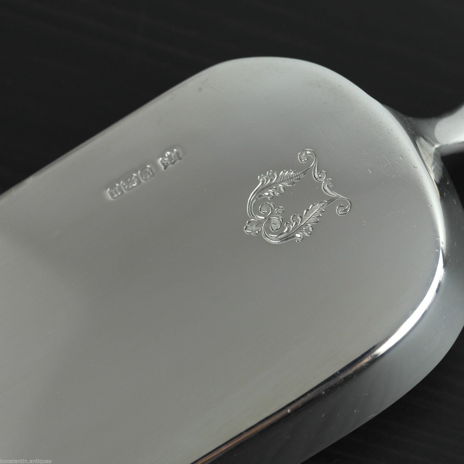 Bandeja de migas antigua y enorme de plata maciza de Sheffield