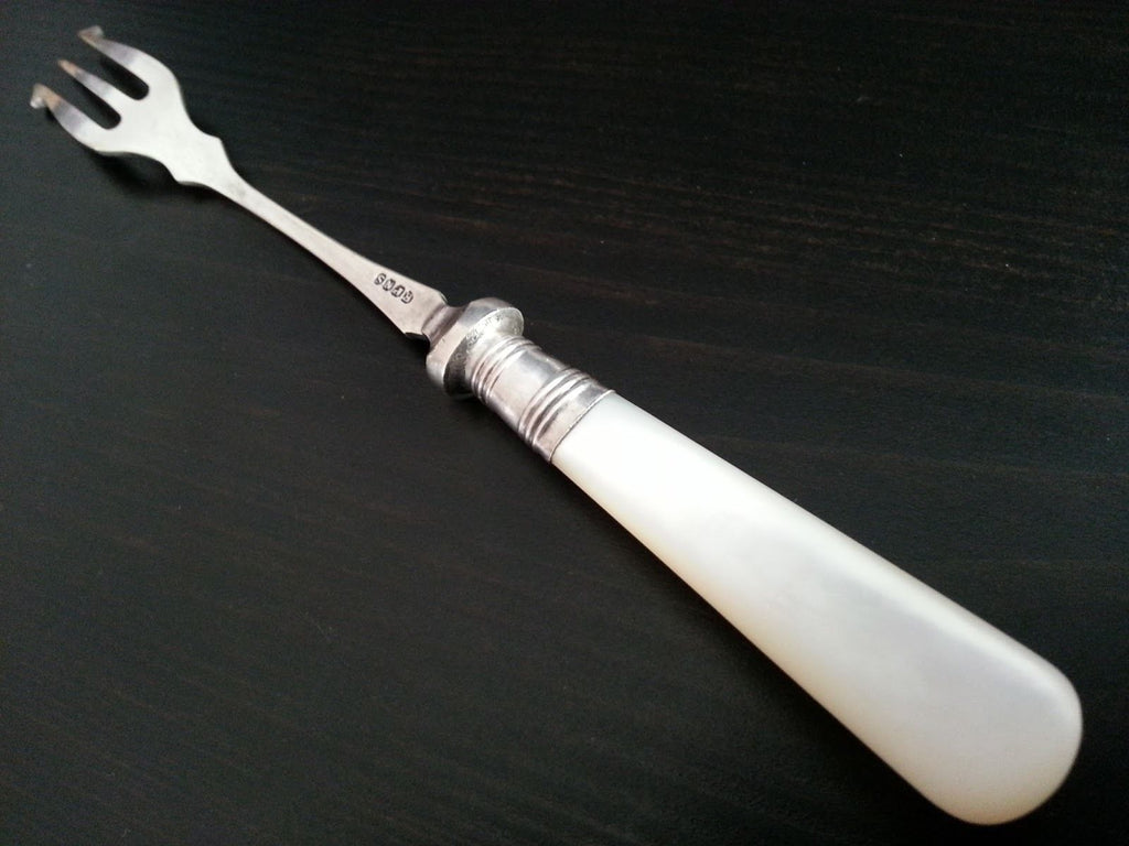 Art Nouveau table fork mother of pearl Nacre handle Diablo