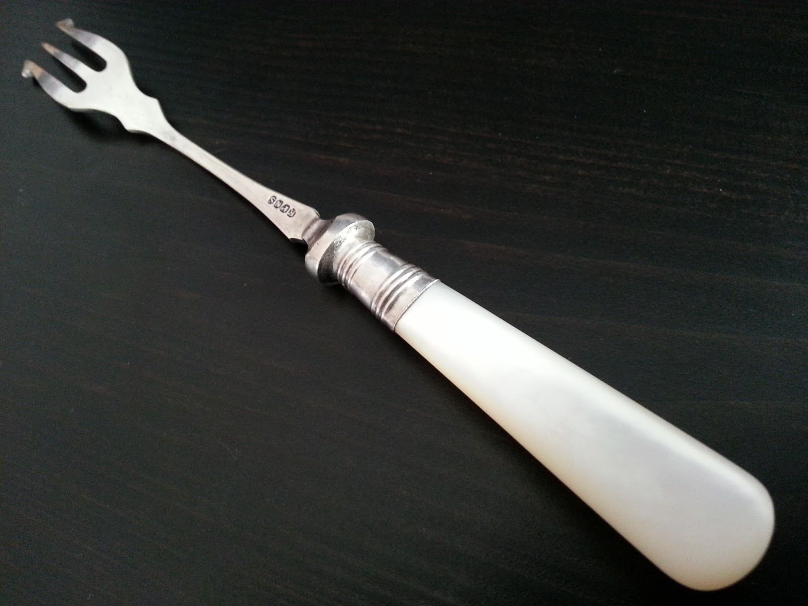 Art Nouveau table fork mother of pearl Nacre handle Diablo