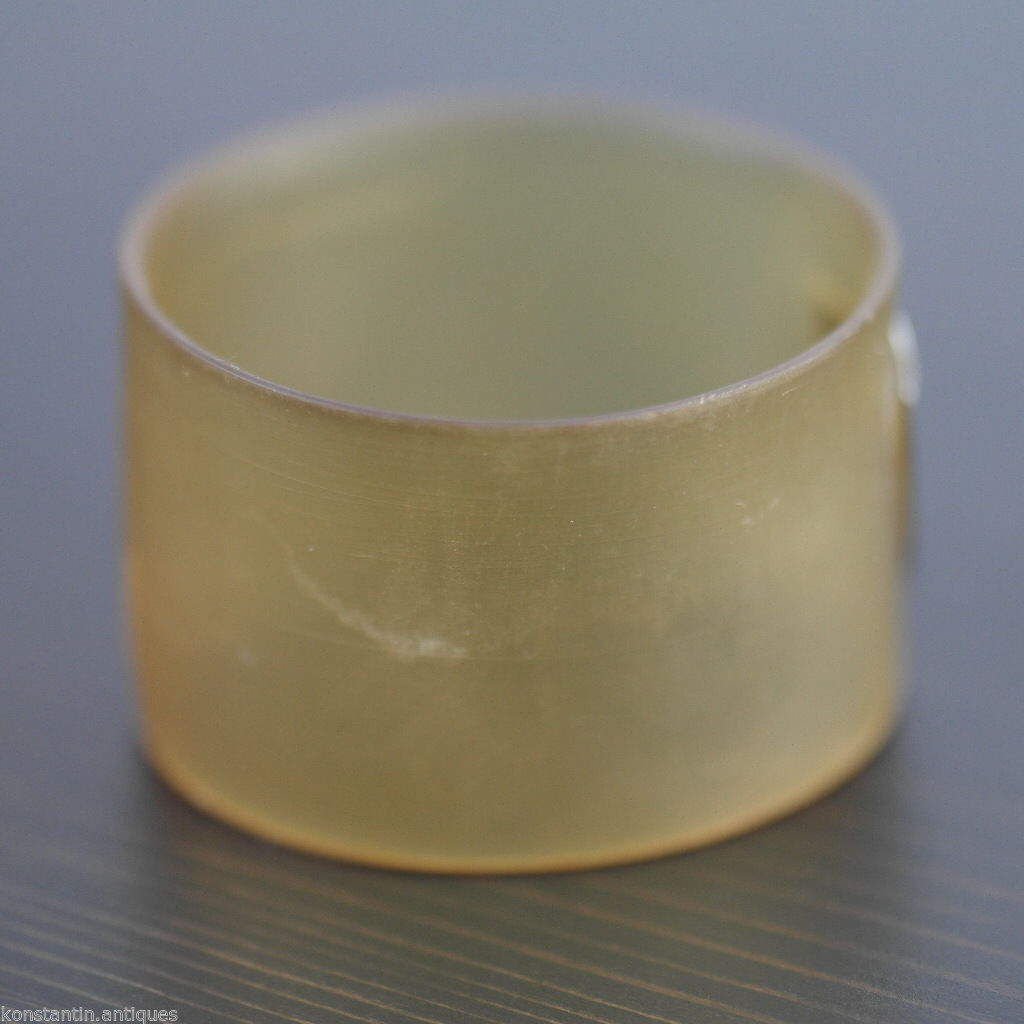 Antiker schottischer Horn-Serviettenring mit massivem Silberschild