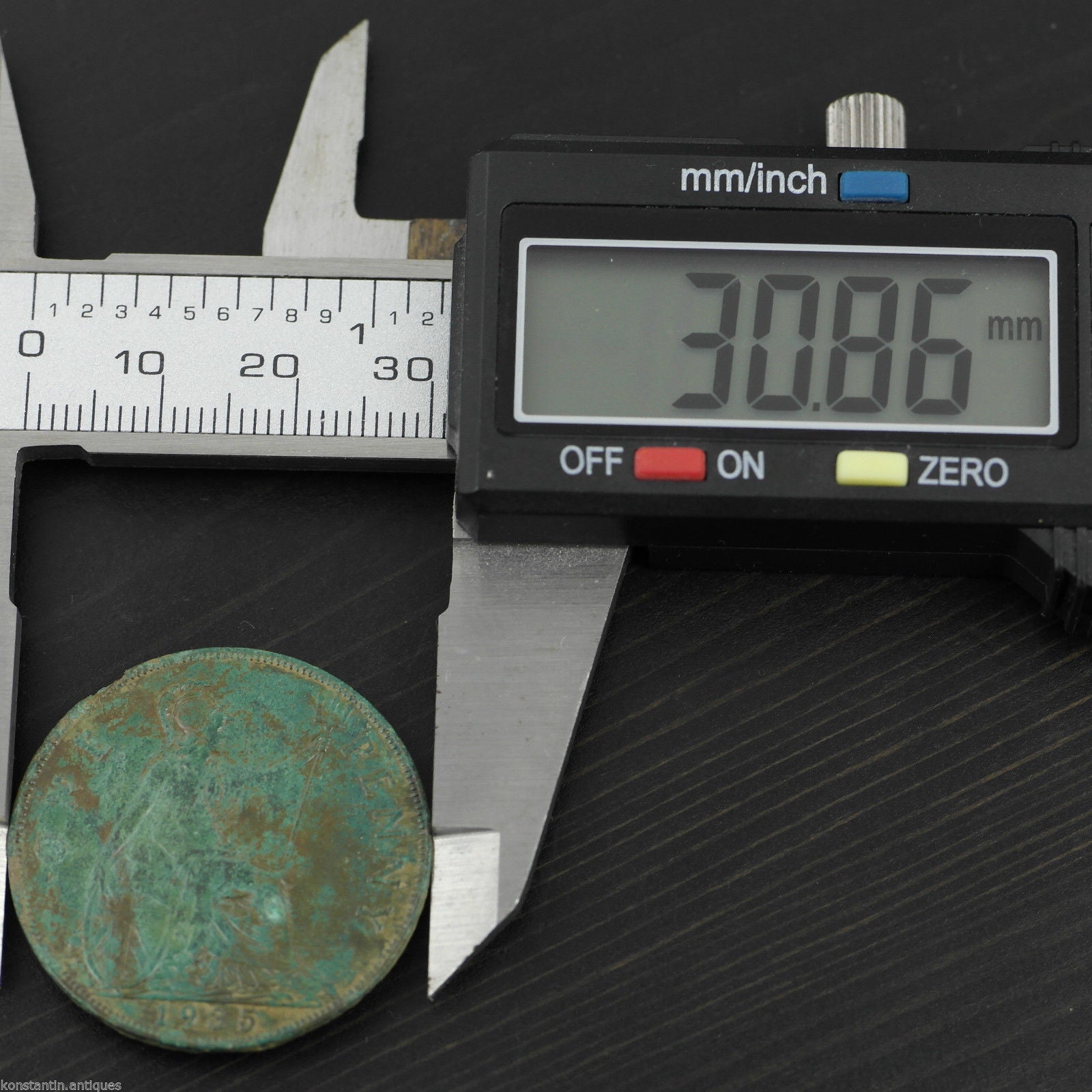 Jahrgang 1935 Münze Ein Penny George V. Großbritannien Bronze mit Patina
