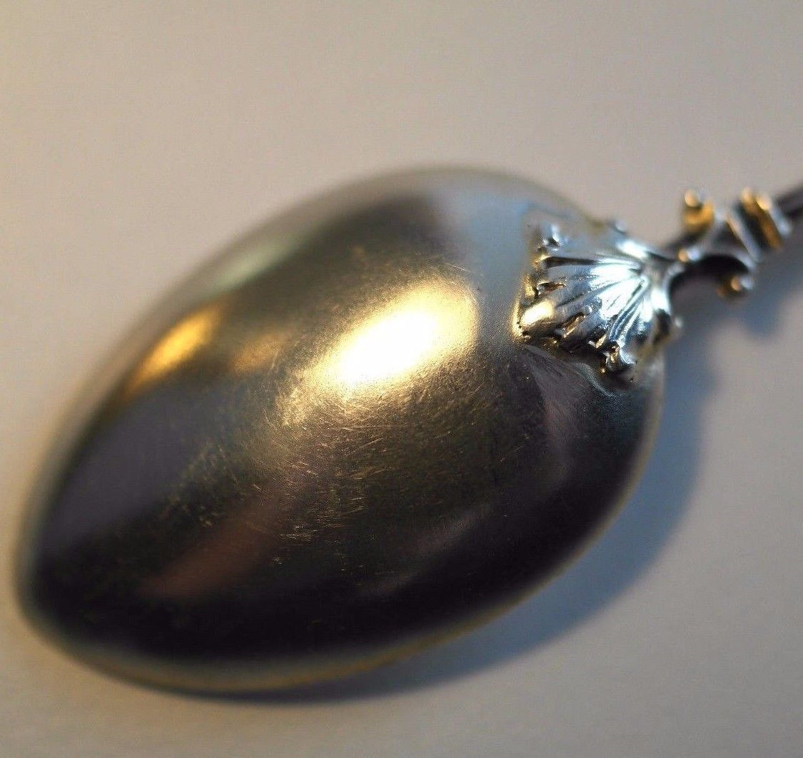 Deutscher Emaille-Löffel aus massivem Silber. Rathaus Hamburg Wappen 800 Kreuz