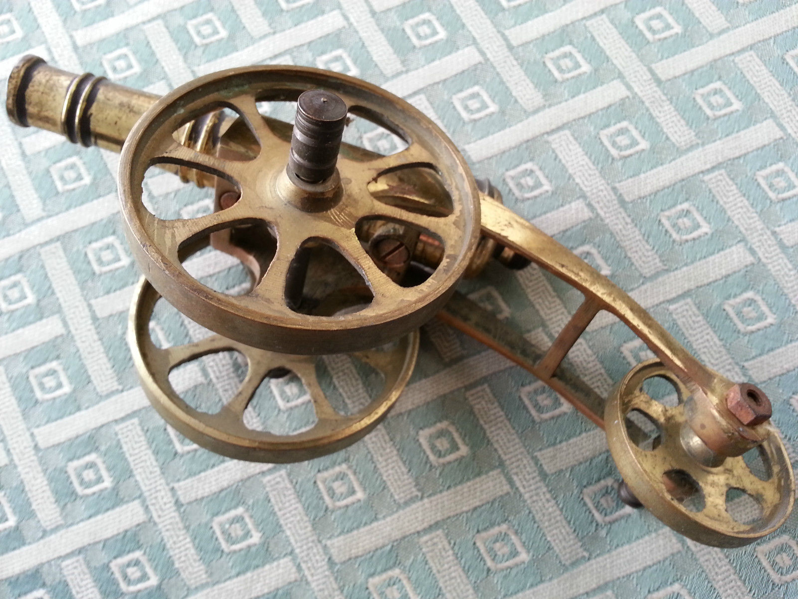 Vintage model Antique cannon brass statue made in British Empire