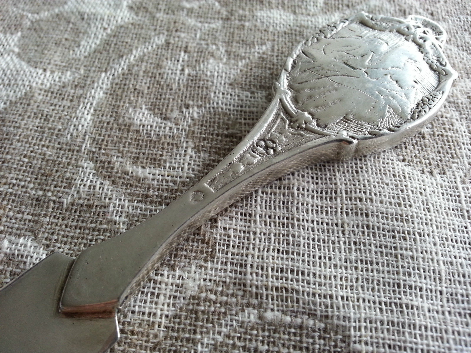 Abrecartas antiguo de plata maciza 800 Estilo clásico alemán