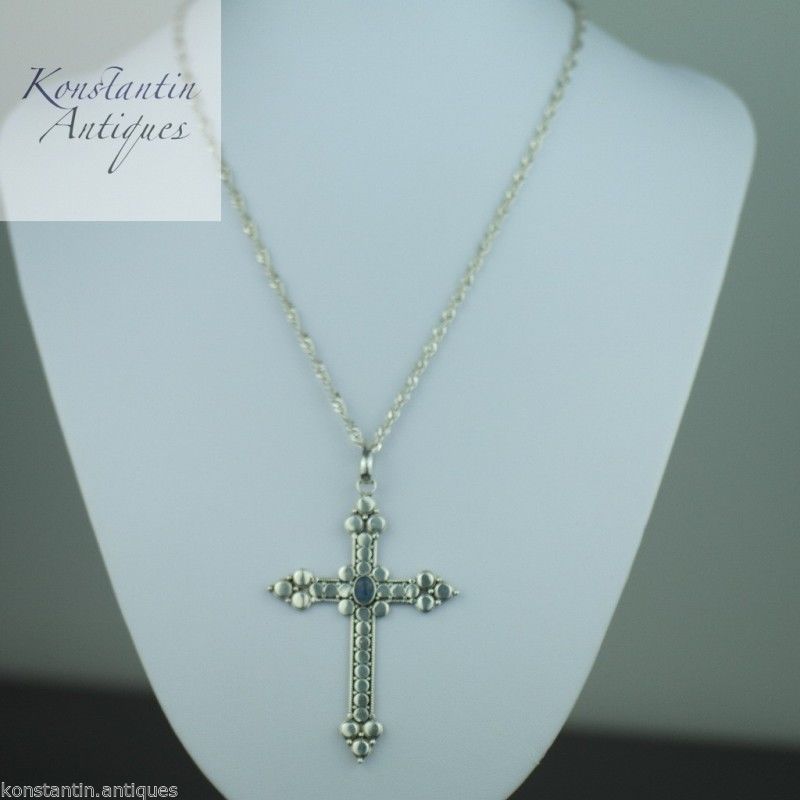 Cruz vintage de plata de primera ley con piedra de ópalo en la cadena 925 Suarti Indonesia