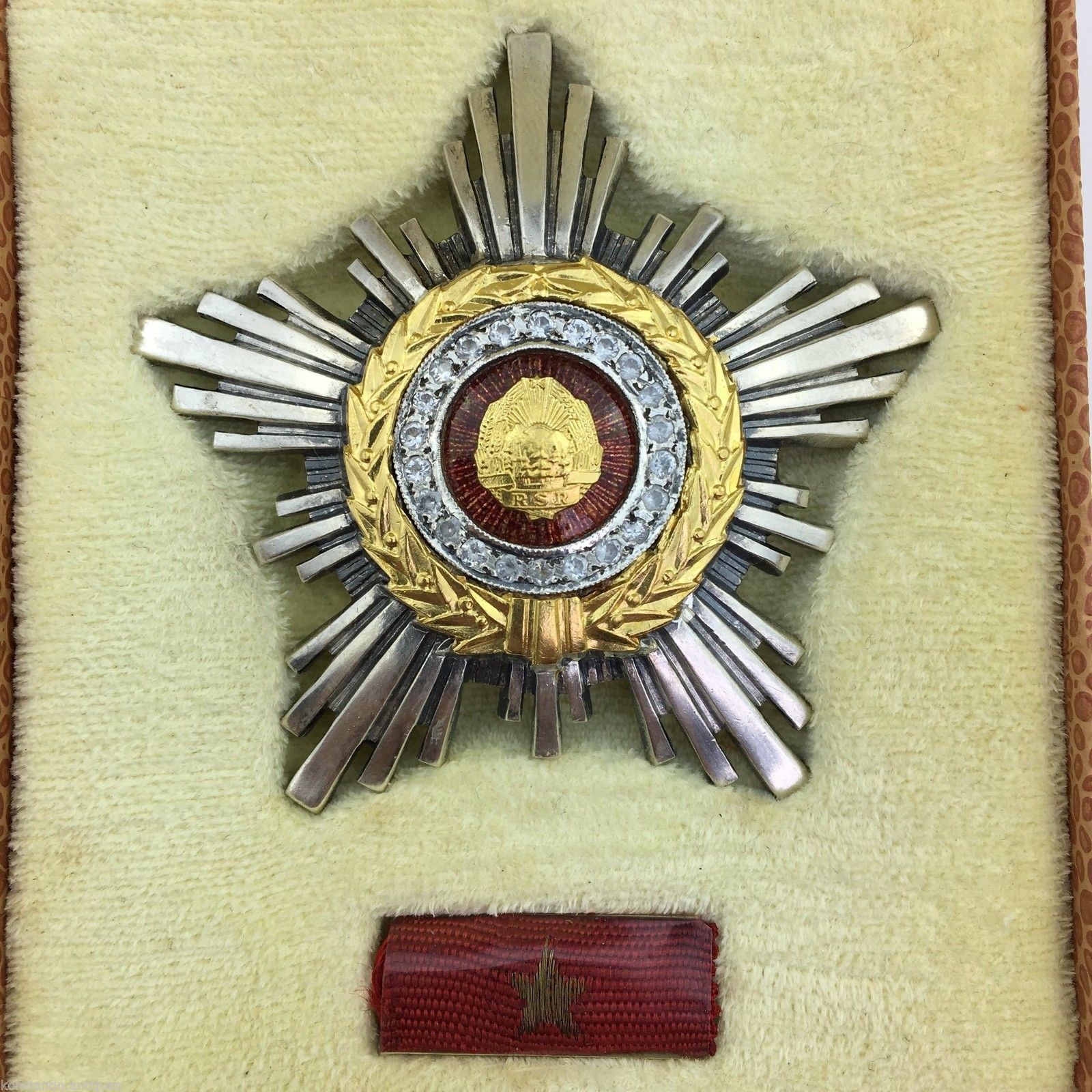 Vintage 1960s enamel solid silver order star 22 brilliant cut CZ  class III RSR