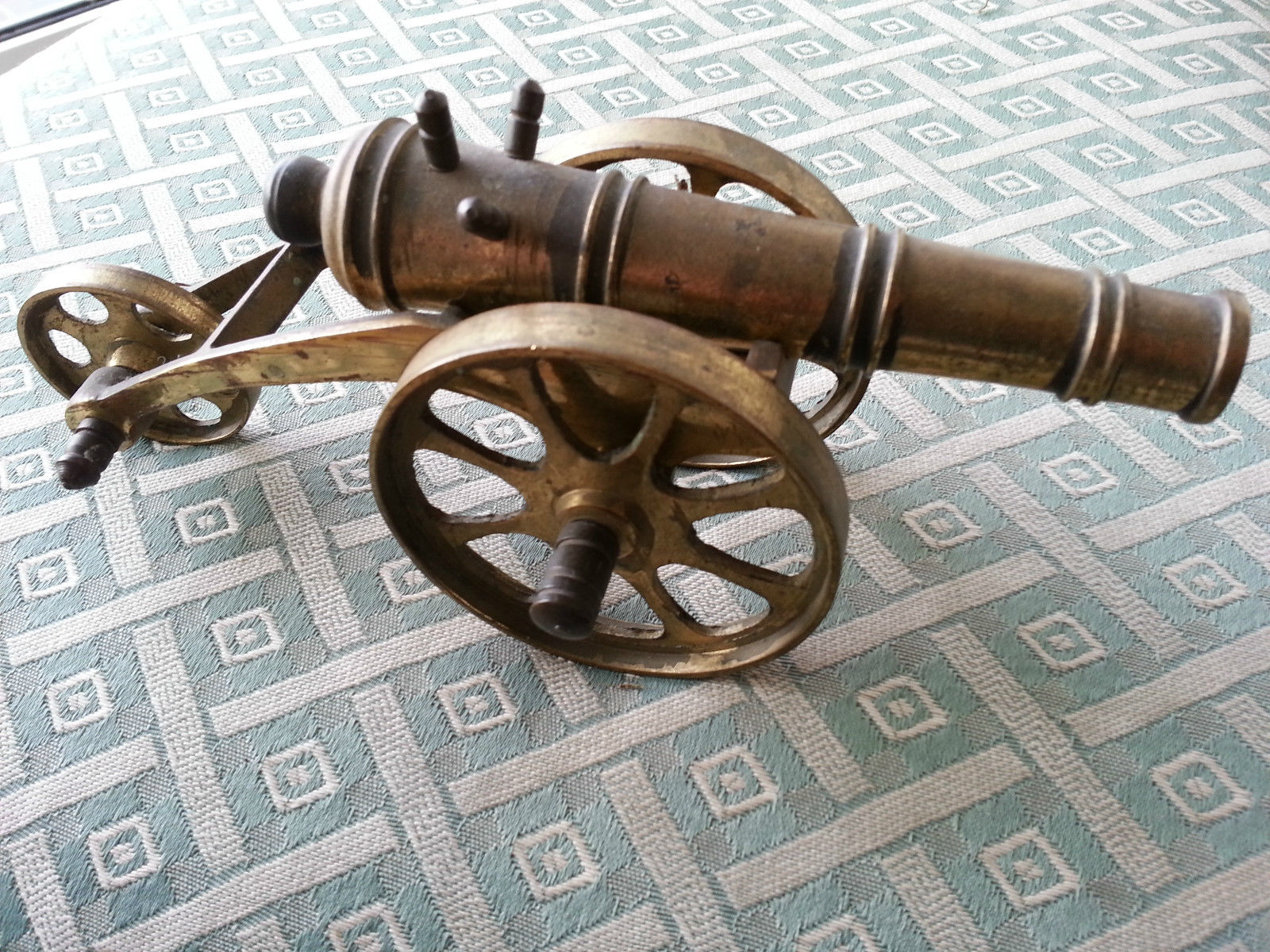 Vintage model Antique cannon brass statue made in British Empire