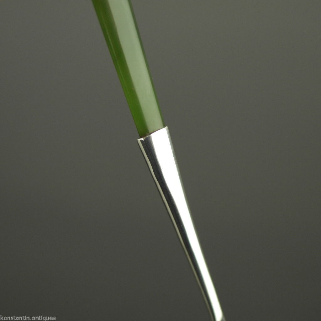 Antike Gabel aus Sterlingsilber aus dem Jahr 1900 mit grünem Jade-Nephrit-Griff