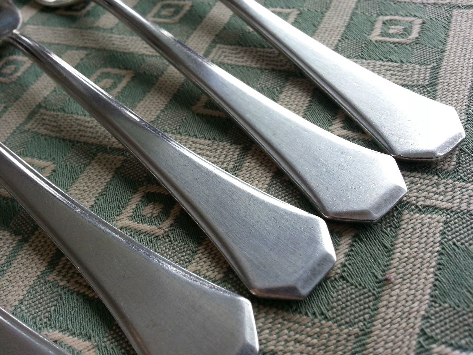 Antikes, versilbertes WMF-Set mit sechs Dessertgabeln von höchster Qualität