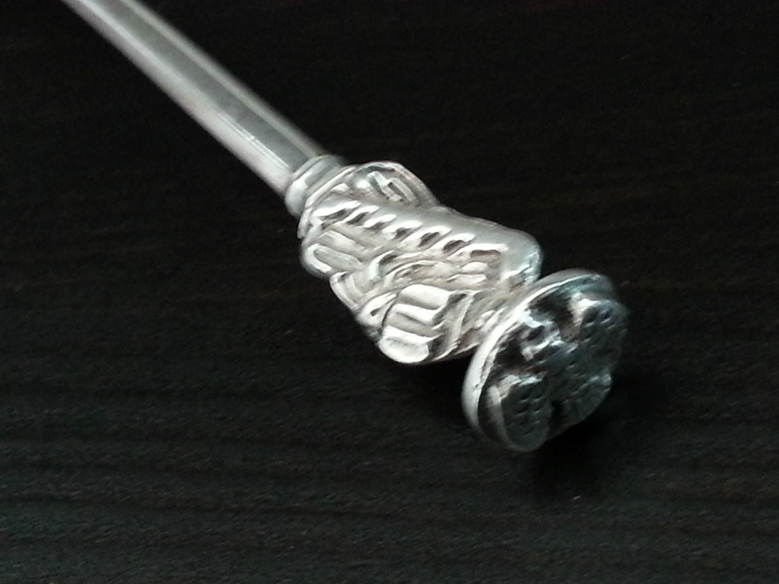 Cuchara antigua de plata maciza chapada en oro de 1928 de Thomas Bradbury Sheffield