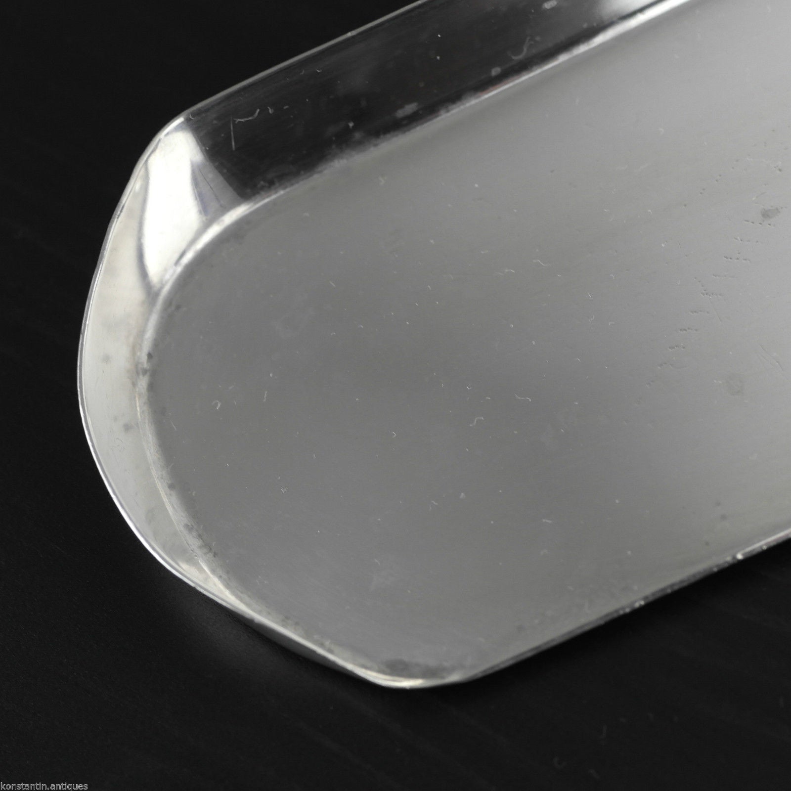 Antikes riesiges Serviertablett aus massivem Silber aus Sheffield