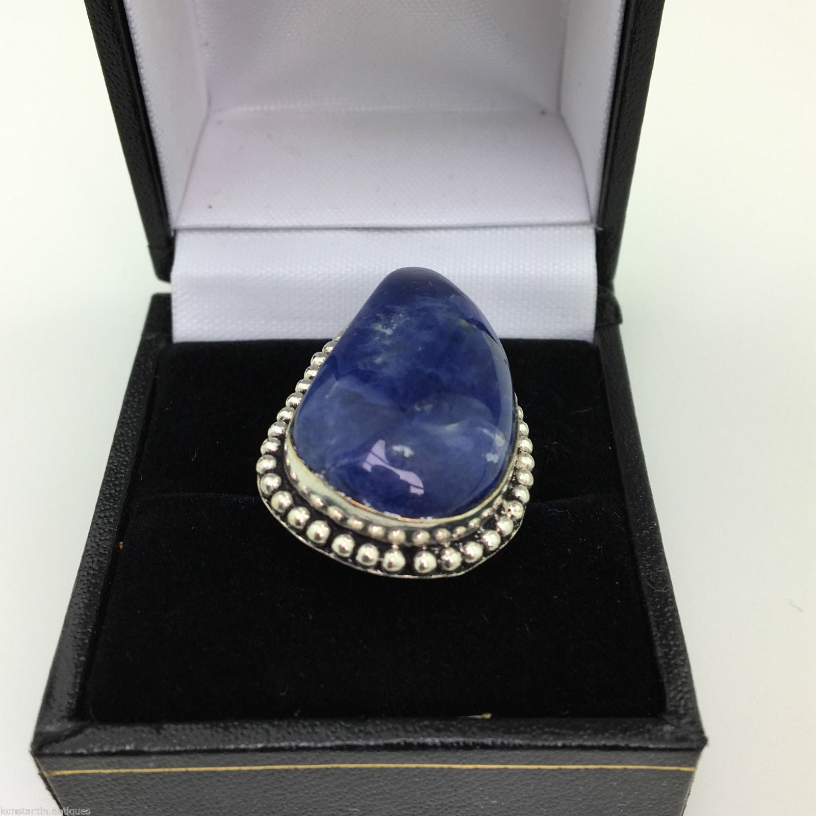 Vintage sterling silver ring with Lapis Lazurite cabochon