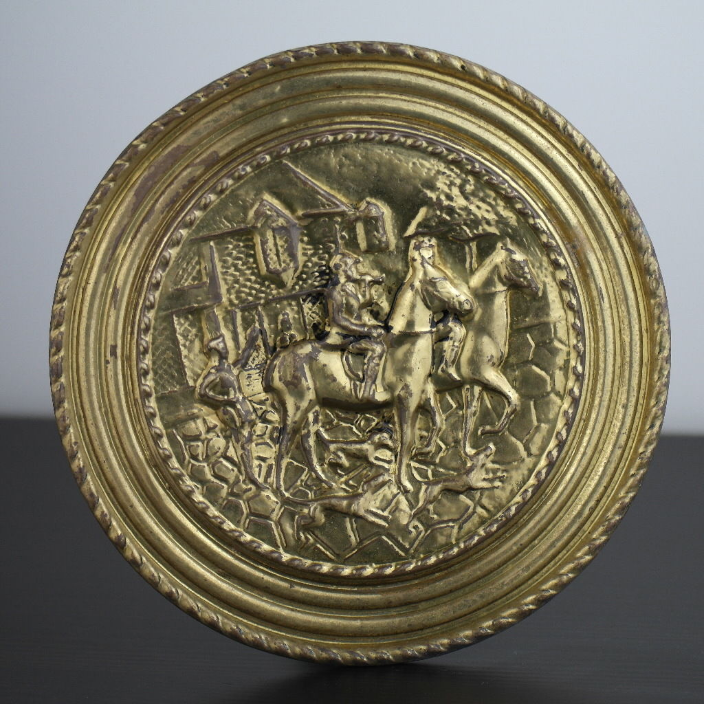 Vintage wall decor brass plate Antique Hunting scene portrait heat resistant