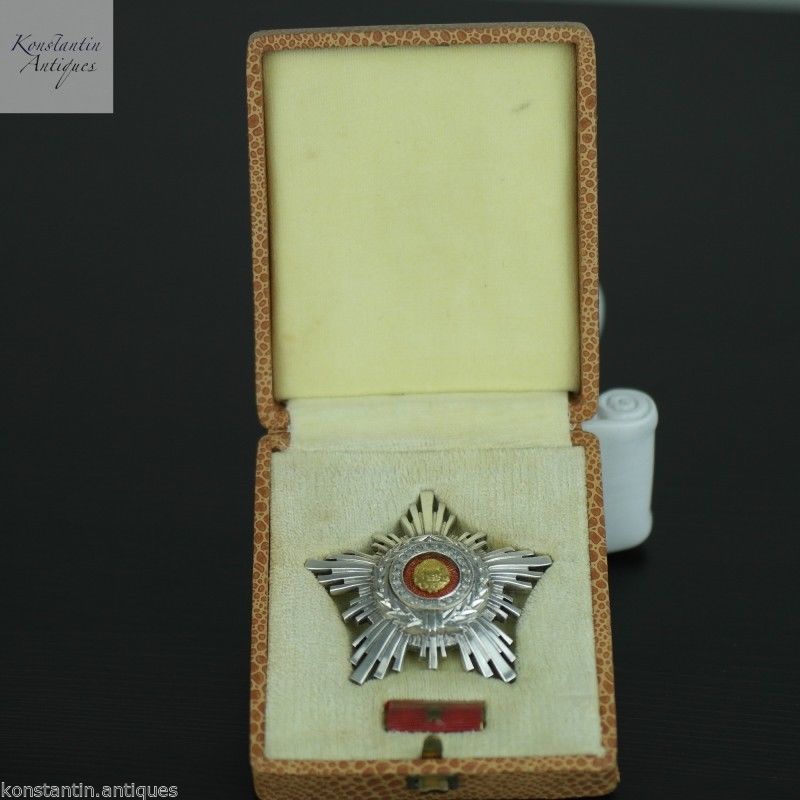 Vintage 1960s esmalte plata maciza orden estrella 22 talla brillante CZ clase III RSR