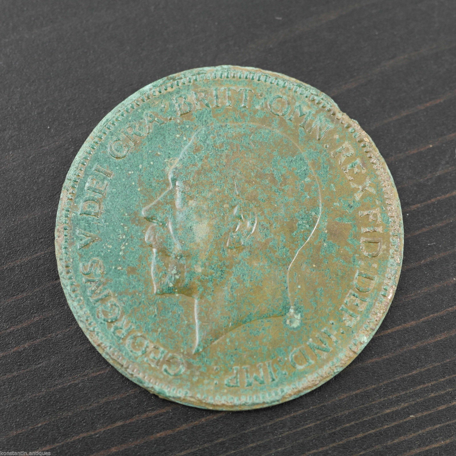 Vintage 1935 coin One penny George V Great Britain Bronze with patina