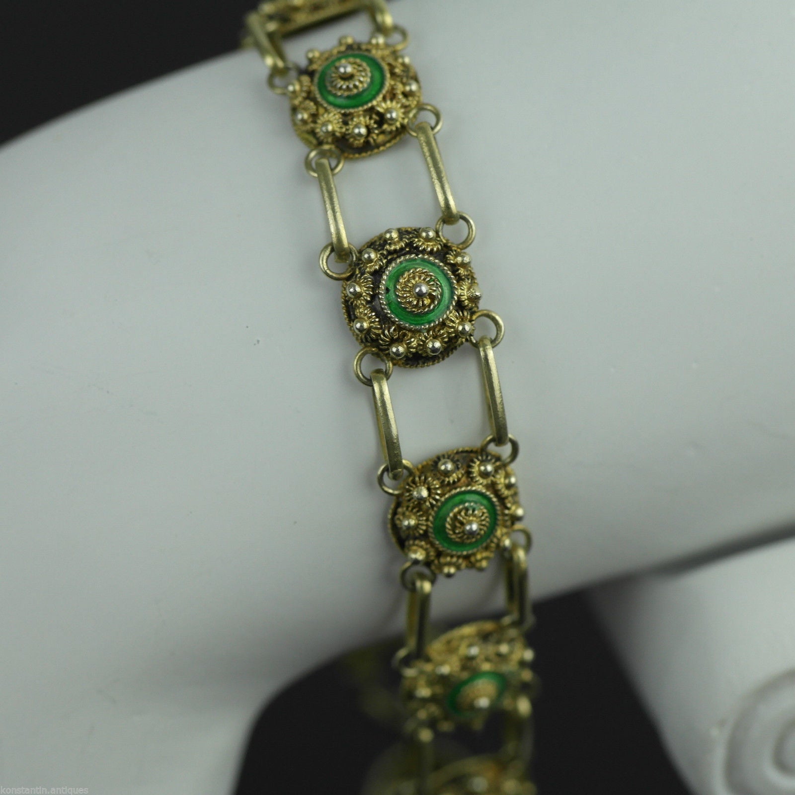 Cadena de pulsera antigua de esmalte guilloché bañada en oro de plata maciza del siglo XX Proto 833 