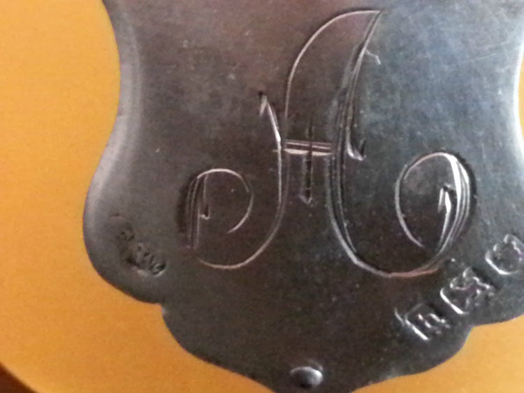 Antiguo servilletero de baquelita de 1903 escudo de plata maciza Londres A 