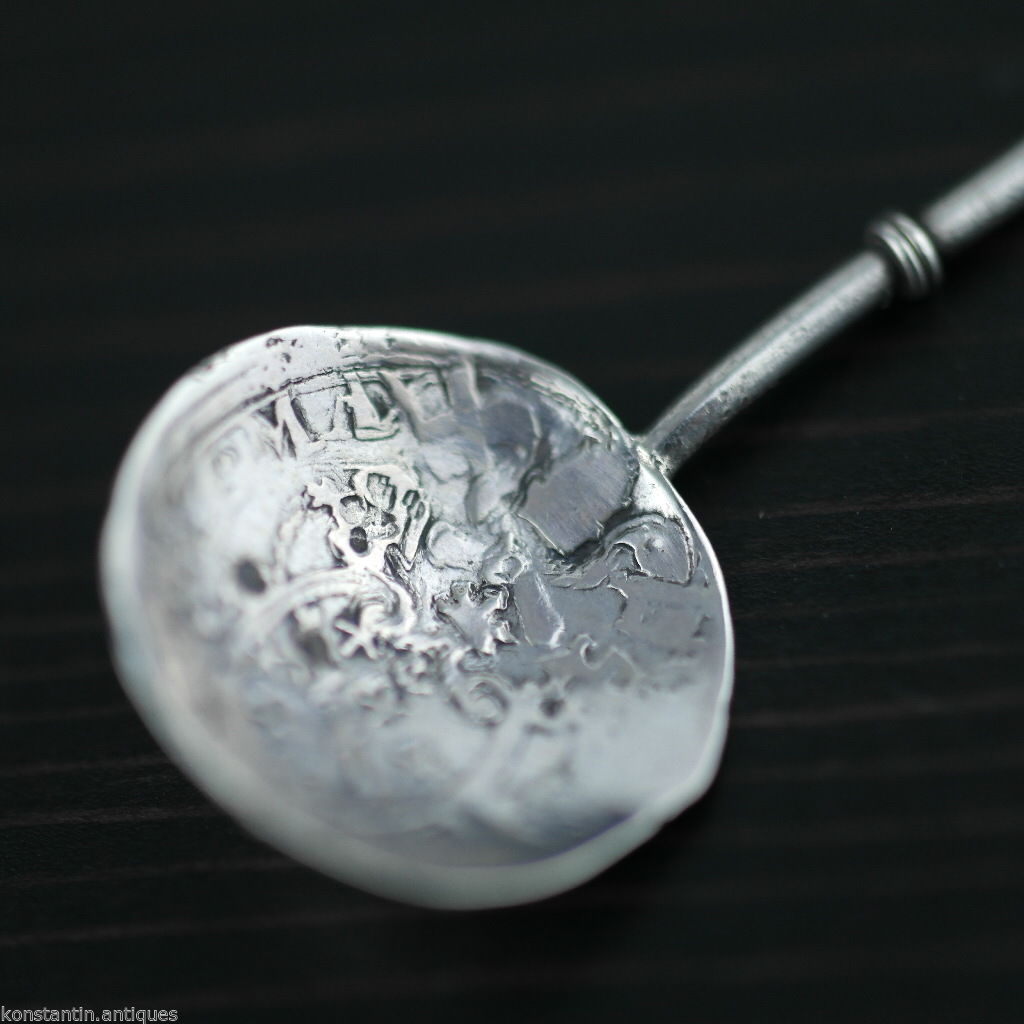 Moneda de plata de la Puerta Santa de Clemente VIII del siglo XVI de los Estados Pontificios